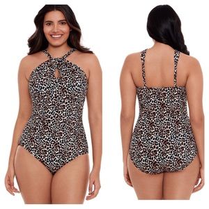 Embrace Your Curves by Miracle Brand Animal Print One-Piece Swimsuit XL (16-18)